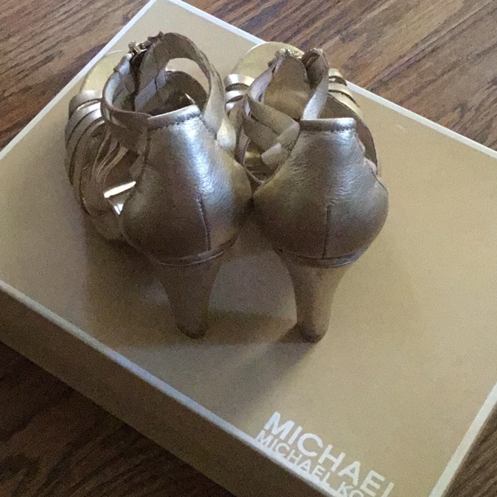 🌹Michael Kors Shoes - Picture 3 of 8